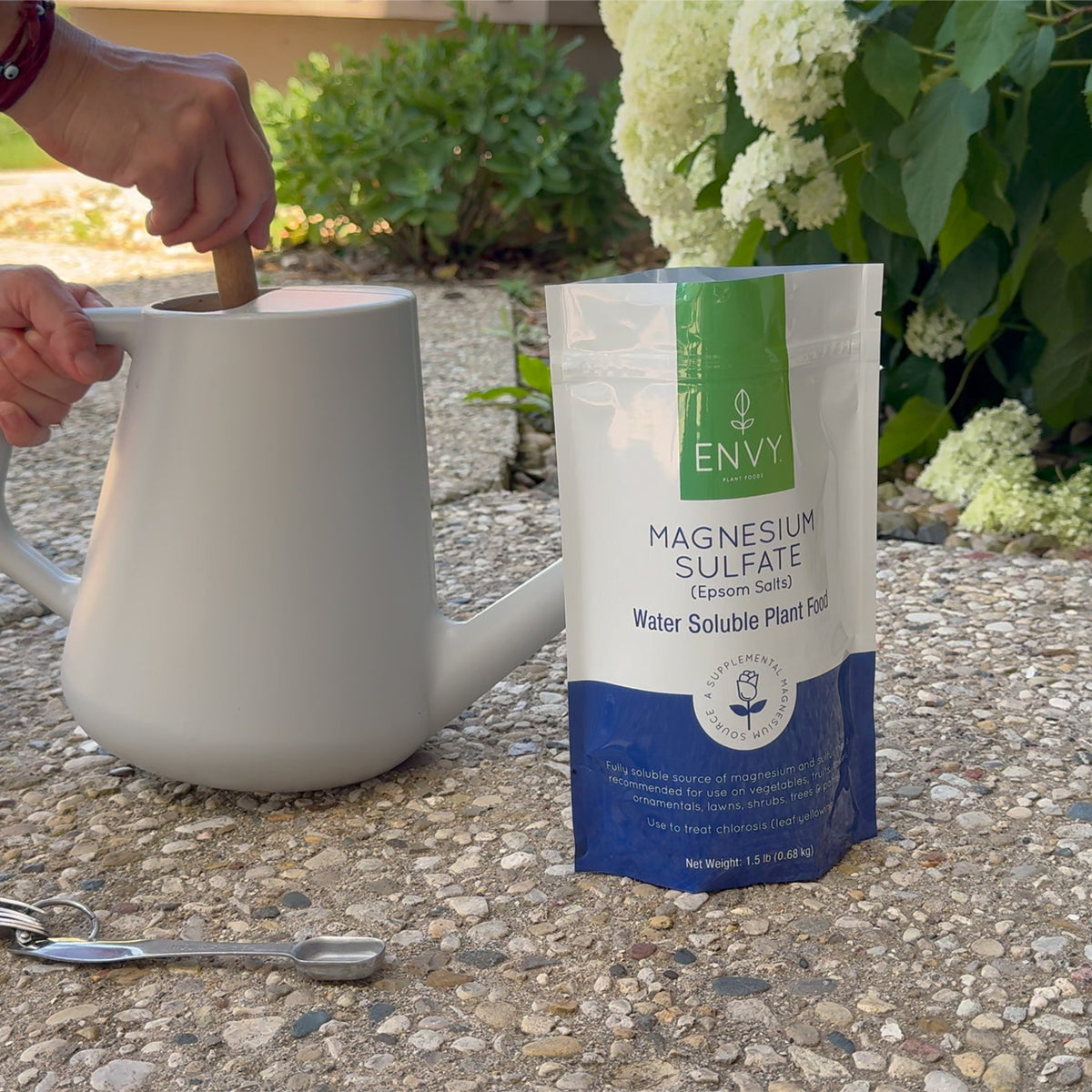 ENVY Magnesium Sulfate (Epsom Salts) Water-Soluble Plant Supplement
